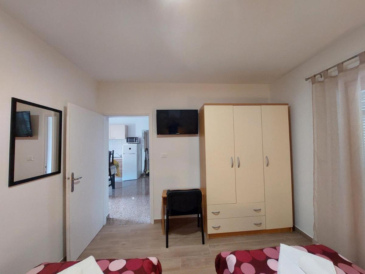 Apartment Luisa Πόρετς Εξωτερικό φωτογραφία